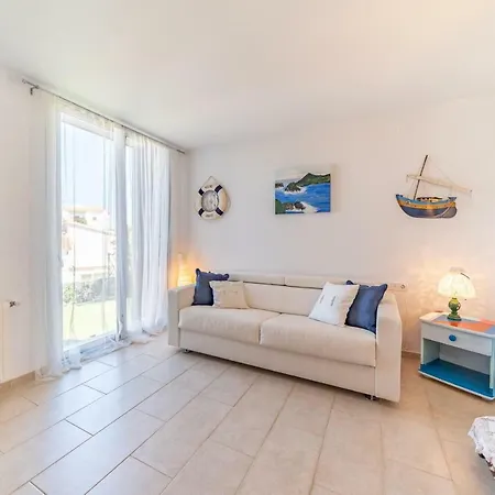 Illa * L' Escala